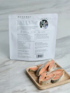 Pouch back label